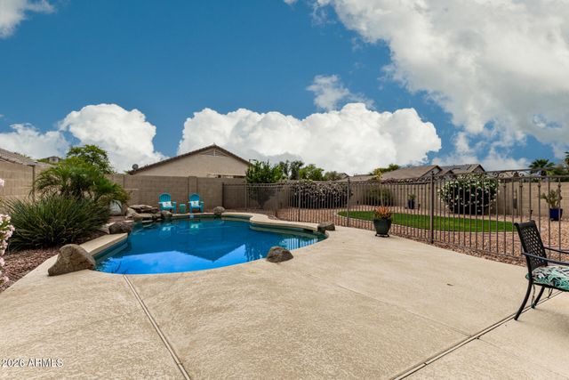 14135 W GELDING Drive, Surprise, AZ 85379