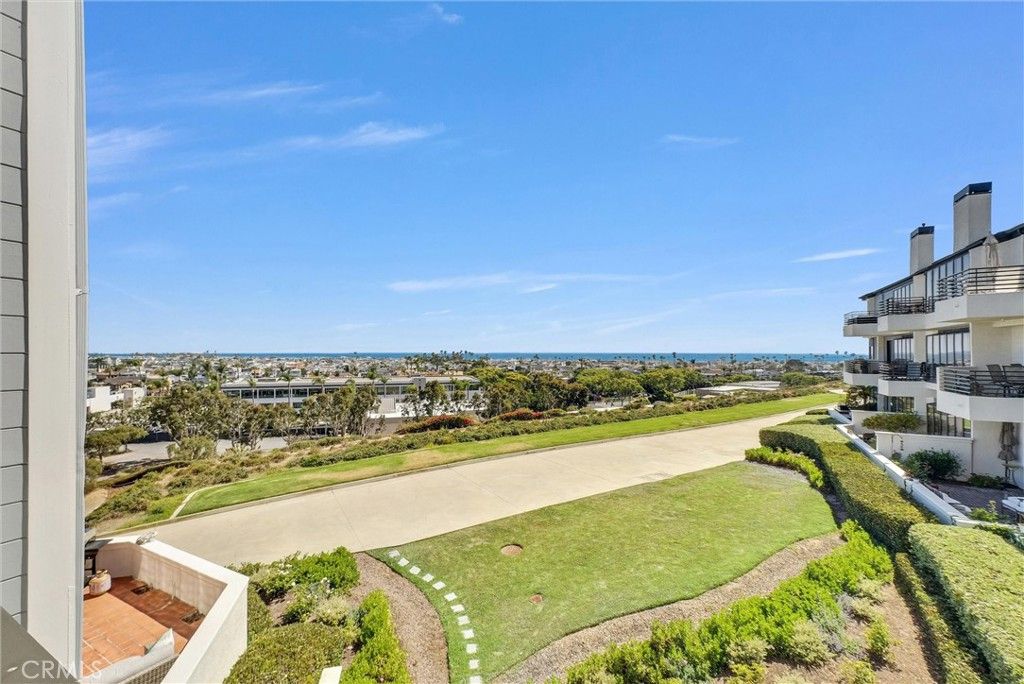 Image 1 of property listing at 270 Cagney 207, Newport Beach, CA 92663