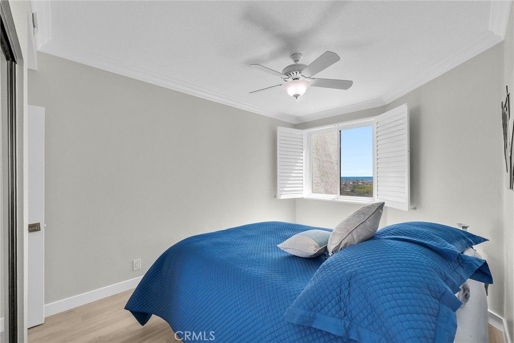 Image 18 of property listing at 270 Cagney 207, Newport Beach, CA 92663