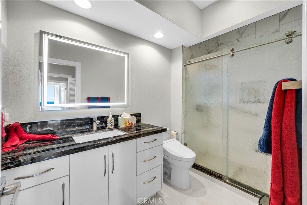 Image 20 of property listing at 270 Cagney 207, Newport Beach, CA 92663