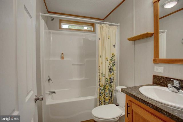 38 COLONIAL CIRCLE, Shippensburg, PA 17257