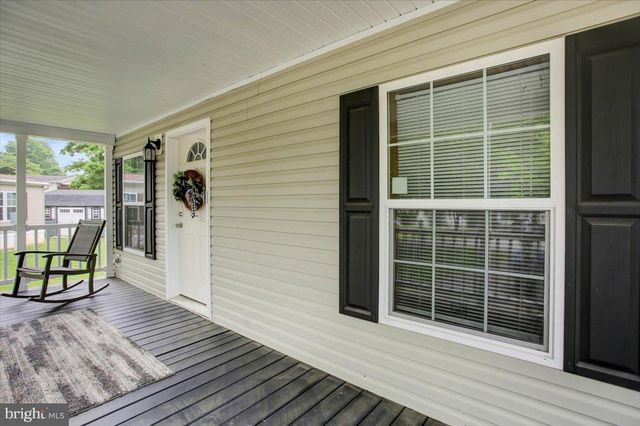 38 COLONIAL CIRCLE, Shippensburg, PA 17257