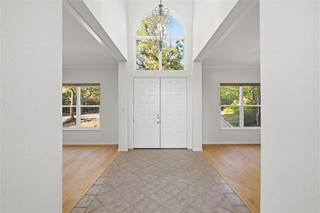 8204 Texas Plume RD, Austin, TX 78759