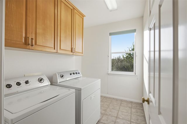 8204 Texas Plume RD, Austin, TX 78759
