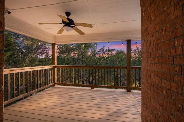 8204 Texas Plume RD, Austin, TX 78759