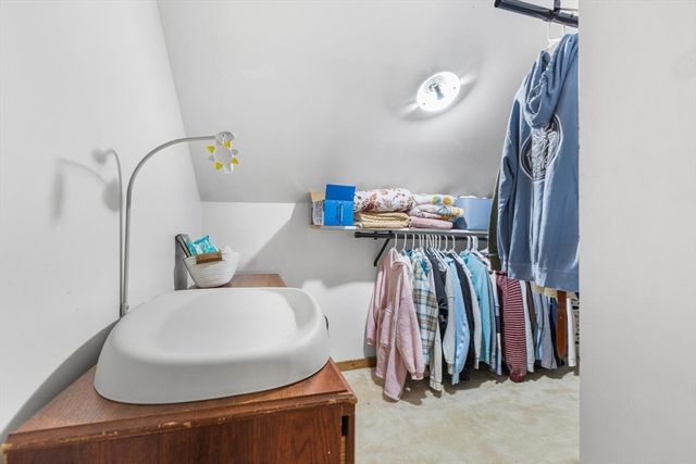 2 Danforth 2, Haverhill, MA 01832