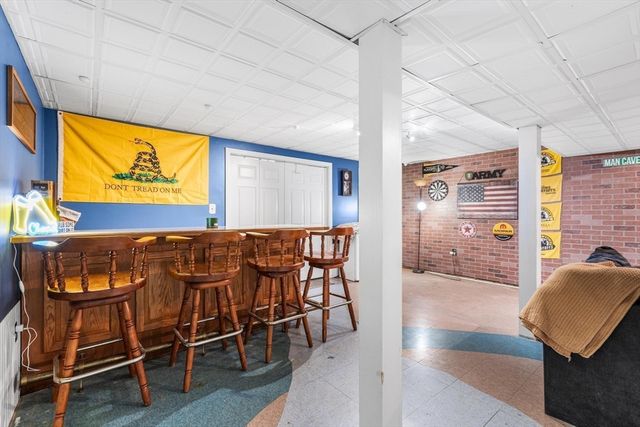 2 Danforth 2, Haverhill, MA 01832