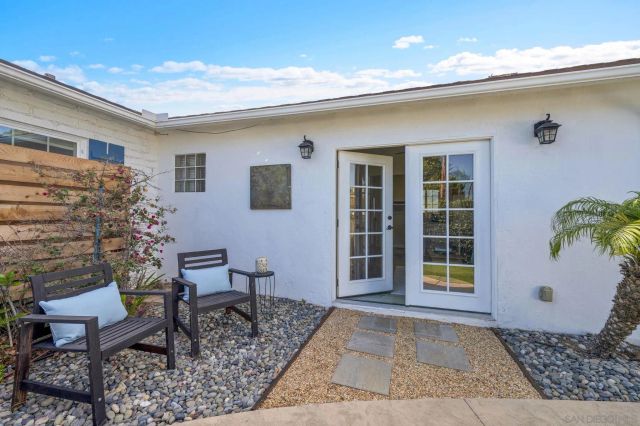 2704-06 Deerpark Dr, San Diego, CA 92110