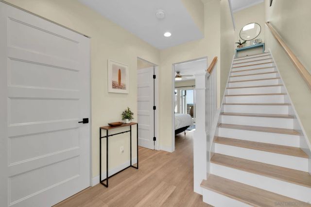 2704-06 Deerpark Dr, San Diego, CA 92110