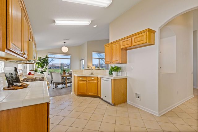 7082 Cope Ridge Way, Roseville, CA 95747