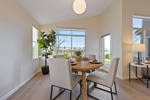 7082 Cope Ridge Way, Roseville, CA 95747