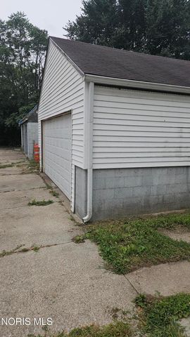725 Plymouth Street, Toledo, OH 43605