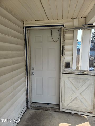 725 Plymouth Street, Toledo, OH 43605
