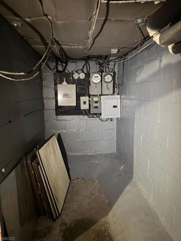 15 Walter Pl, Irvington Twp., NJ 07111