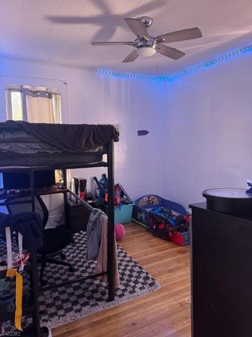 15 Walter Pl, Irvington Twp., NJ 07111