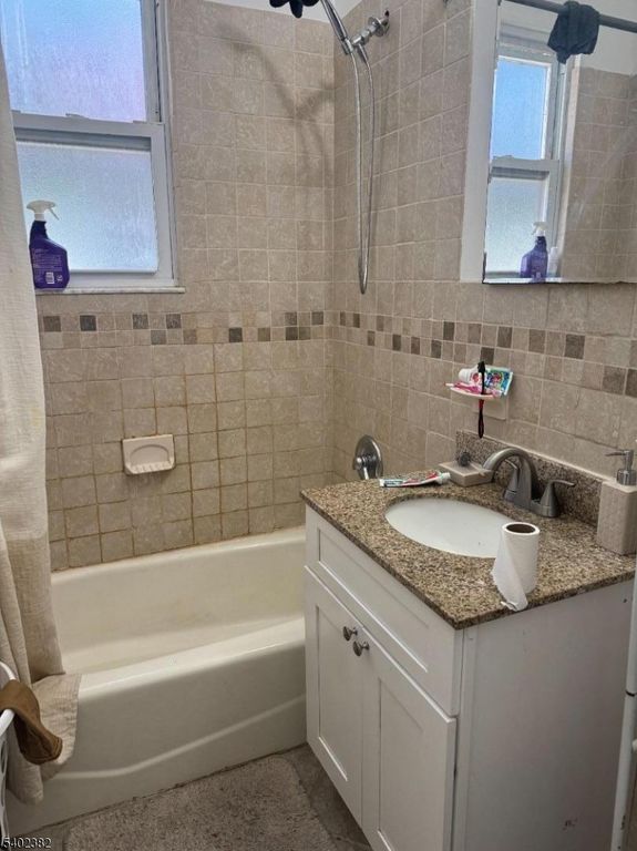 15 Walter Pl, Irvington Twp., NJ 07111 — photo 3