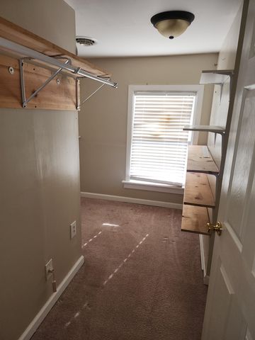 1111 MAPLE ST, Staunton, VA 24401