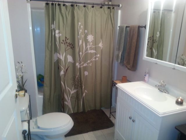 1111 MAPLE ST, Staunton, VA 24401