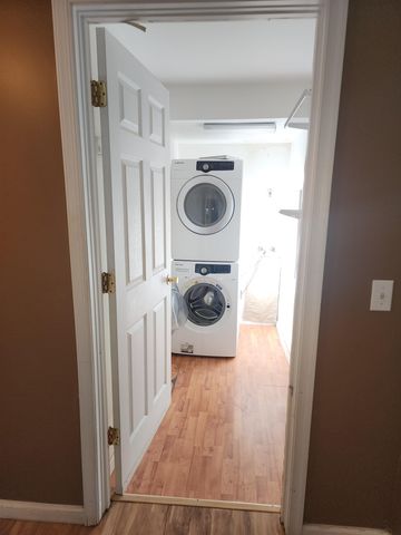 1111 MAPLE ST, Staunton, VA 24401