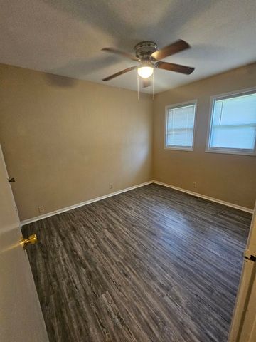 926 Money Ave, Augusta, KS 67010