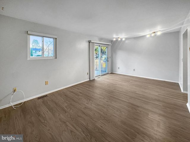 1 GLYNDALE CT, Reisterstown, MD 21136