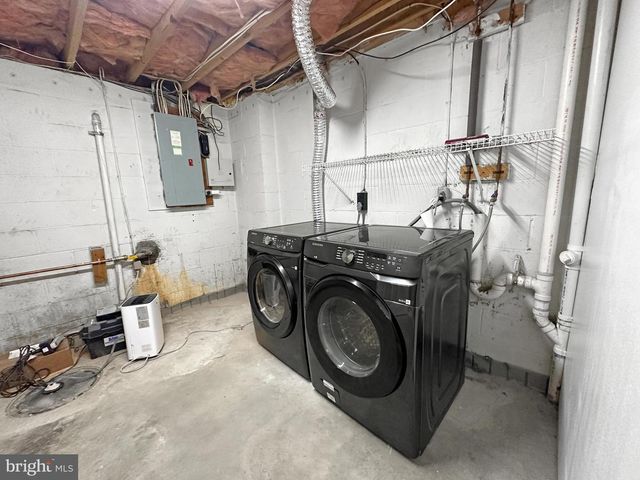 1 GLYNDALE CT, Reisterstown, MD 21136