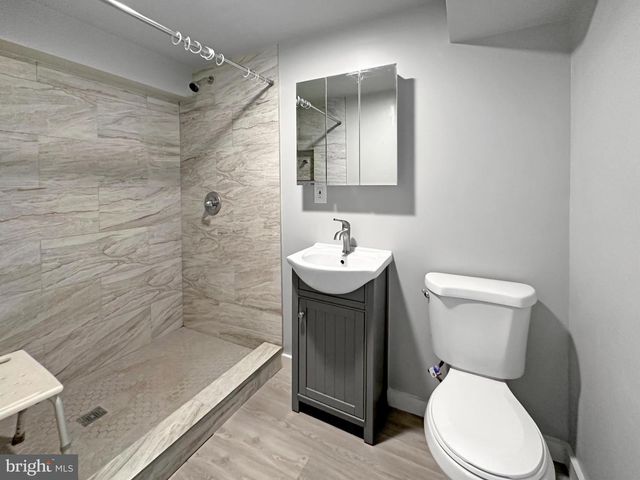 1 GLYNDALE CT, Reisterstown, MD 21136