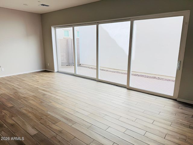 279 E MARKWOOD Drive, Chandler, AZ 85286