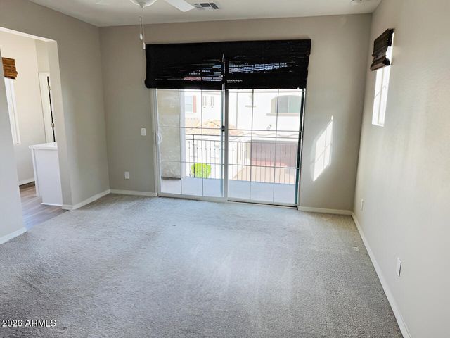 279 E MARKWOOD Drive, Chandler, AZ 85286