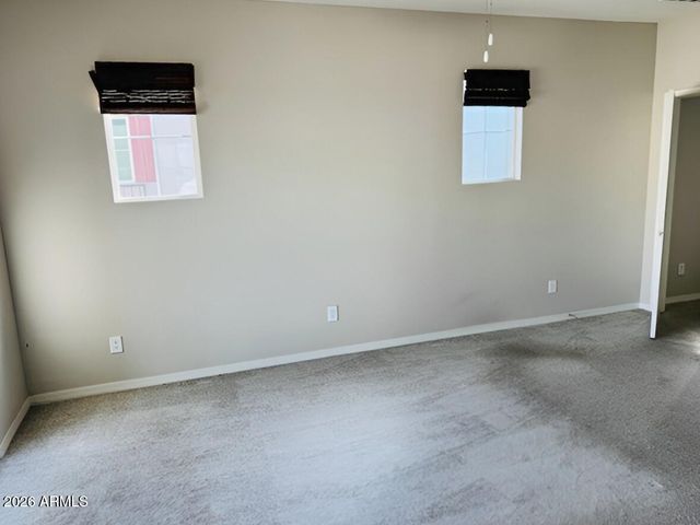 279 E MARKWOOD Drive, Chandler, AZ 85286