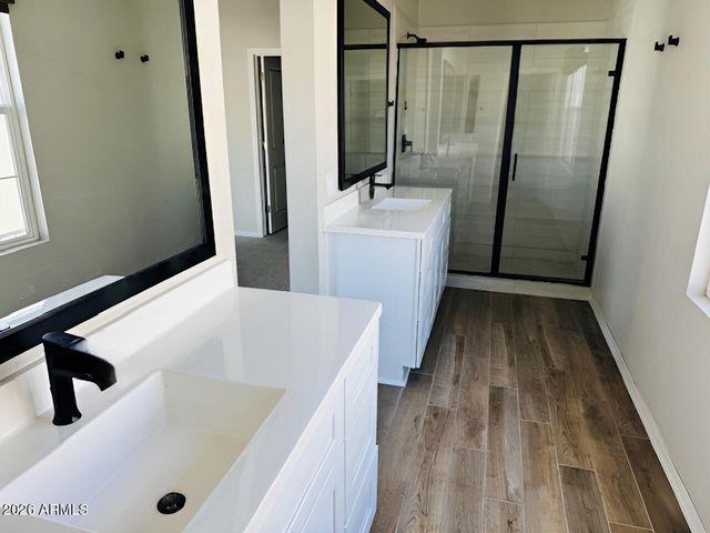 279 E MARKWOOD Drive, Chandler, AZ 85286