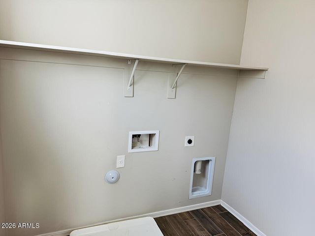 279 E MARKWOOD Drive, Chandler, AZ 85286