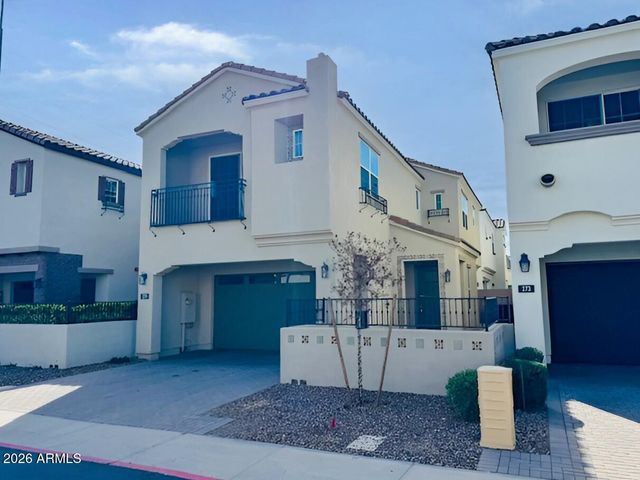 279 E MARKWOOD Drive, Chandler, AZ 85286