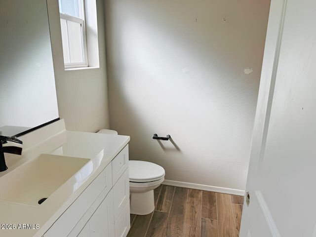 279 E MARKWOOD Drive, Chandler, AZ 85286