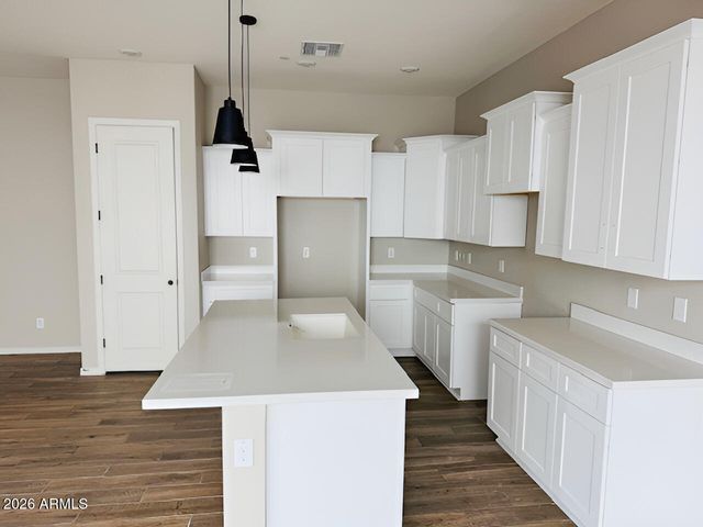 279 E MARKWOOD Drive, Chandler, AZ 85286