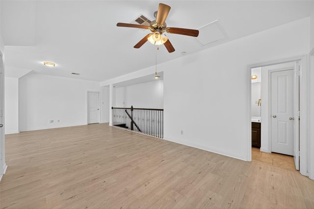 83 W Wading Pond Circle, The Woodlands, TX 77375