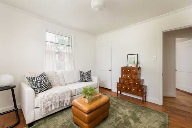 2843 Colonial Cir, Nashville, TN 37214
