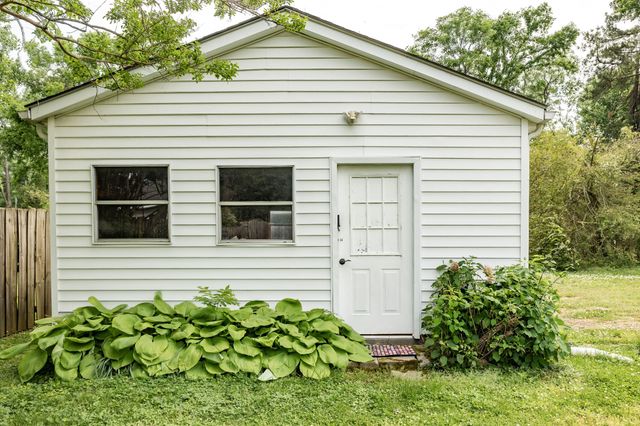 2843 Colonial Cir, Nashville, TN 37214