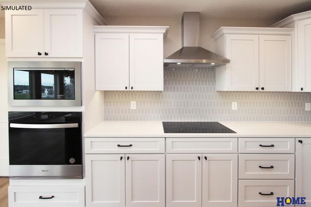 10930 Grantham Drive, Lincoln, NE 68527