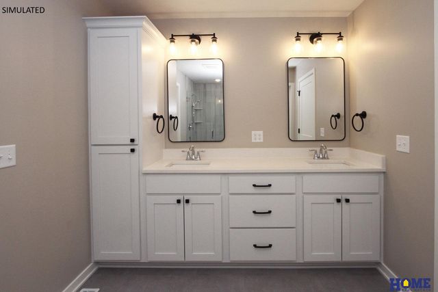 10930 Grantham Drive, Lincoln, NE 68527