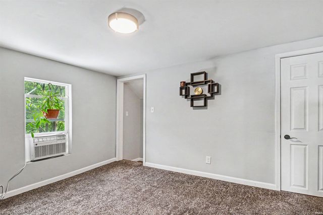 505 S Walnut Street, South Bend, IN 46619