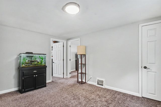 505 S Walnut Street, South Bend, IN 46619