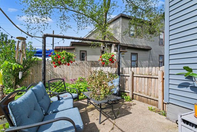 505 S Walnut Street, South Bend, IN 46619