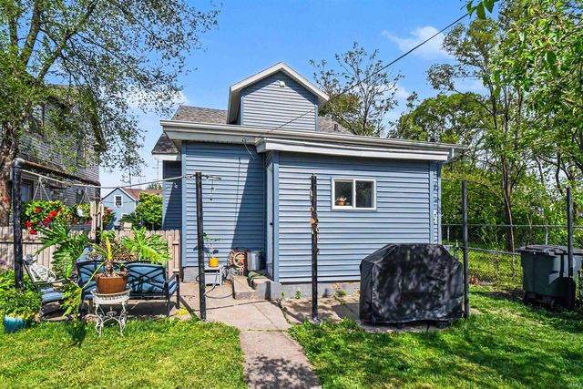 505 S Walnut Street, South Bend, IN 46619