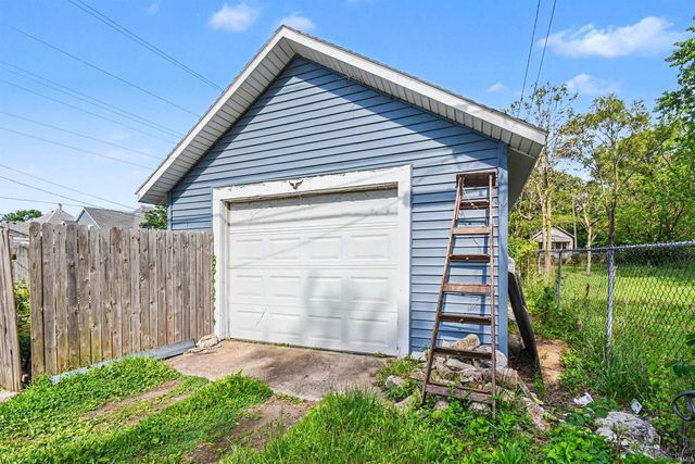 505 S Walnut Street, South Bend, IN 46619