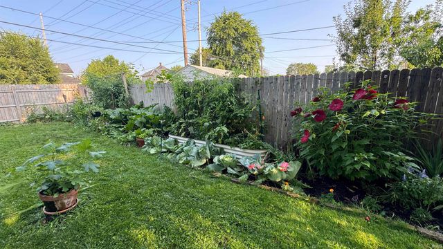 505 S Walnut Street, South Bend, IN 46619