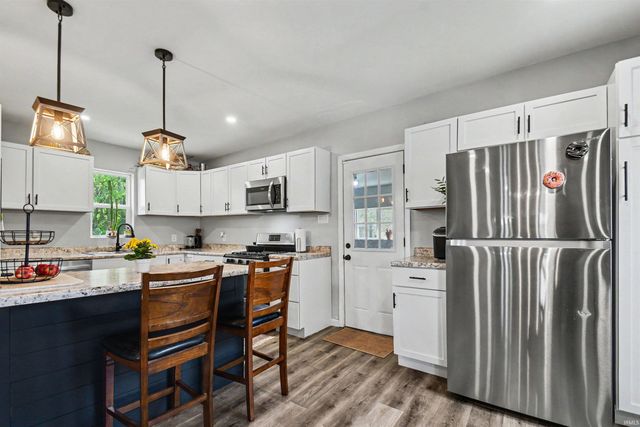 505 S Walnut Street, South Bend, IN 46619