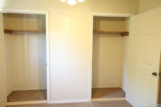 1823 Gary's Park, San Antonio, TX 78247