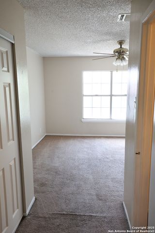 1823 Gary's Park, San Antonio, TX 78247