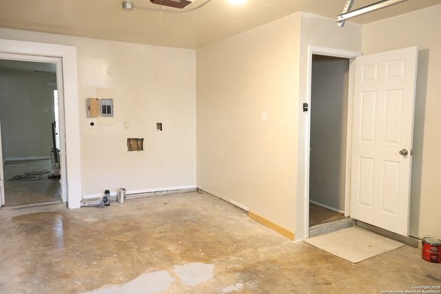 1823 Gary's Park, San Antonio, TX 78247